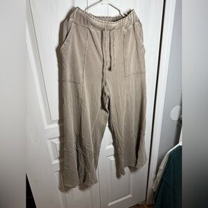 NWOT THREE Bird Nest Casual Pants